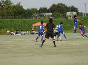 サッカー３