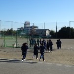 逃げる２