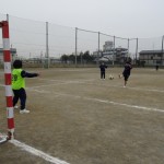 女サ６