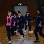 ○４