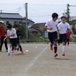 ２