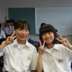 ２