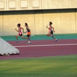 ４