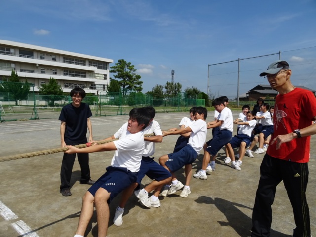 体育祭に向けて ｎｏ 4 綱引きのコツ 行田市立行田中学校