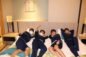 27 IMG_1784