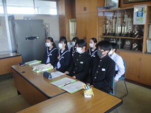 3月20日(月)　千葉県船橋市立行田中学校とのオンライン交流