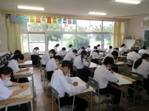 ６月２７日（金）　期末テスト・SNS講座