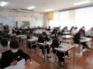 １１月１０日（月）　実力テスト（３年生）